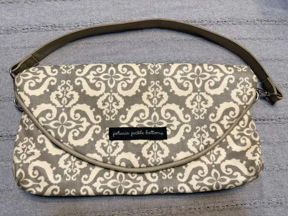 Petunia Pickle Bottom Gray Cream Damask Diaper Bag Clutch Baby Travel Bag